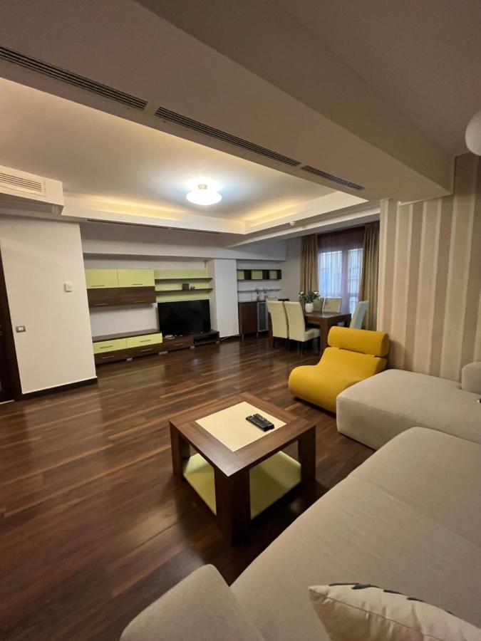 Appartamento Large 2 Bedroom Soseaua Nordului Bucarest