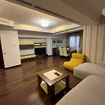 Large 2 Bedroom Apartment Soseaua Nordului